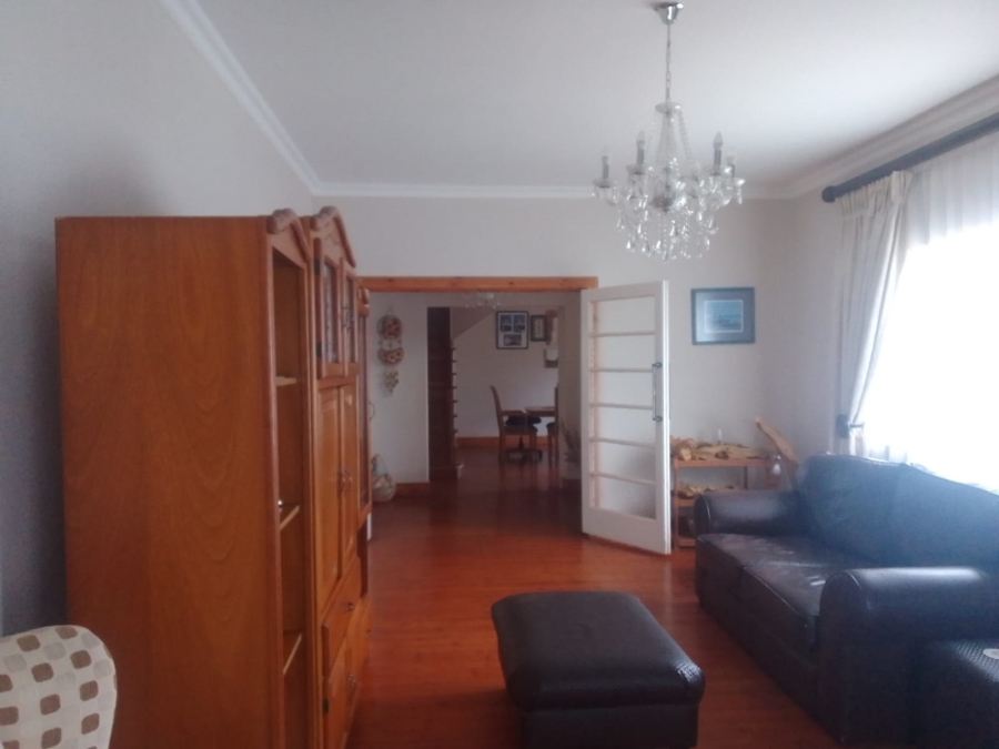 To Let 3 Bedroom Property for Rent in Selborne Eastern Cape